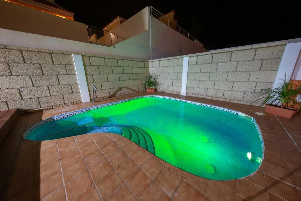 The Sunflower House - By Medano4You El Medano  Holiday home