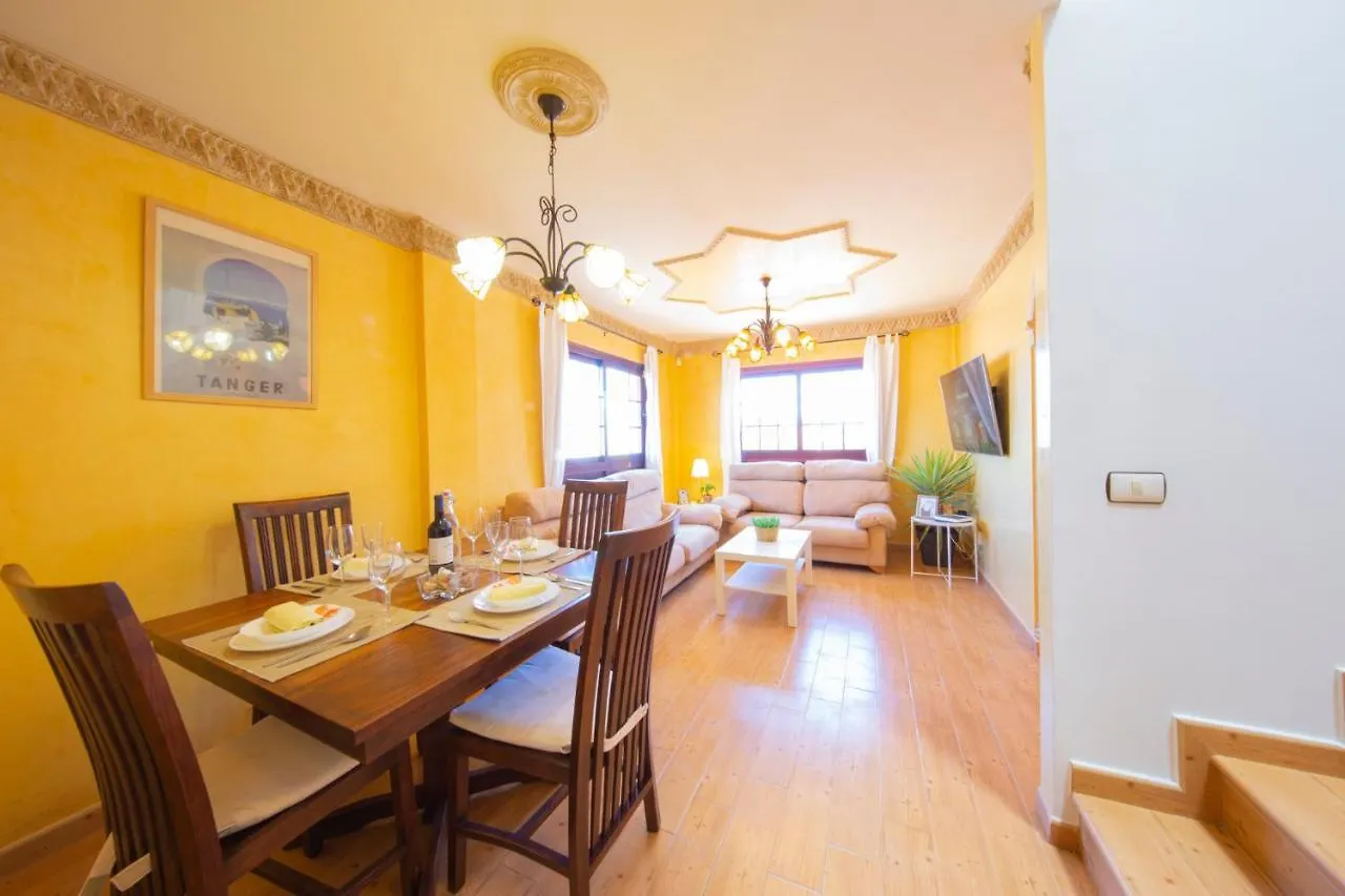 The Sunflower House - By Medano4You El Medano  Holiday home