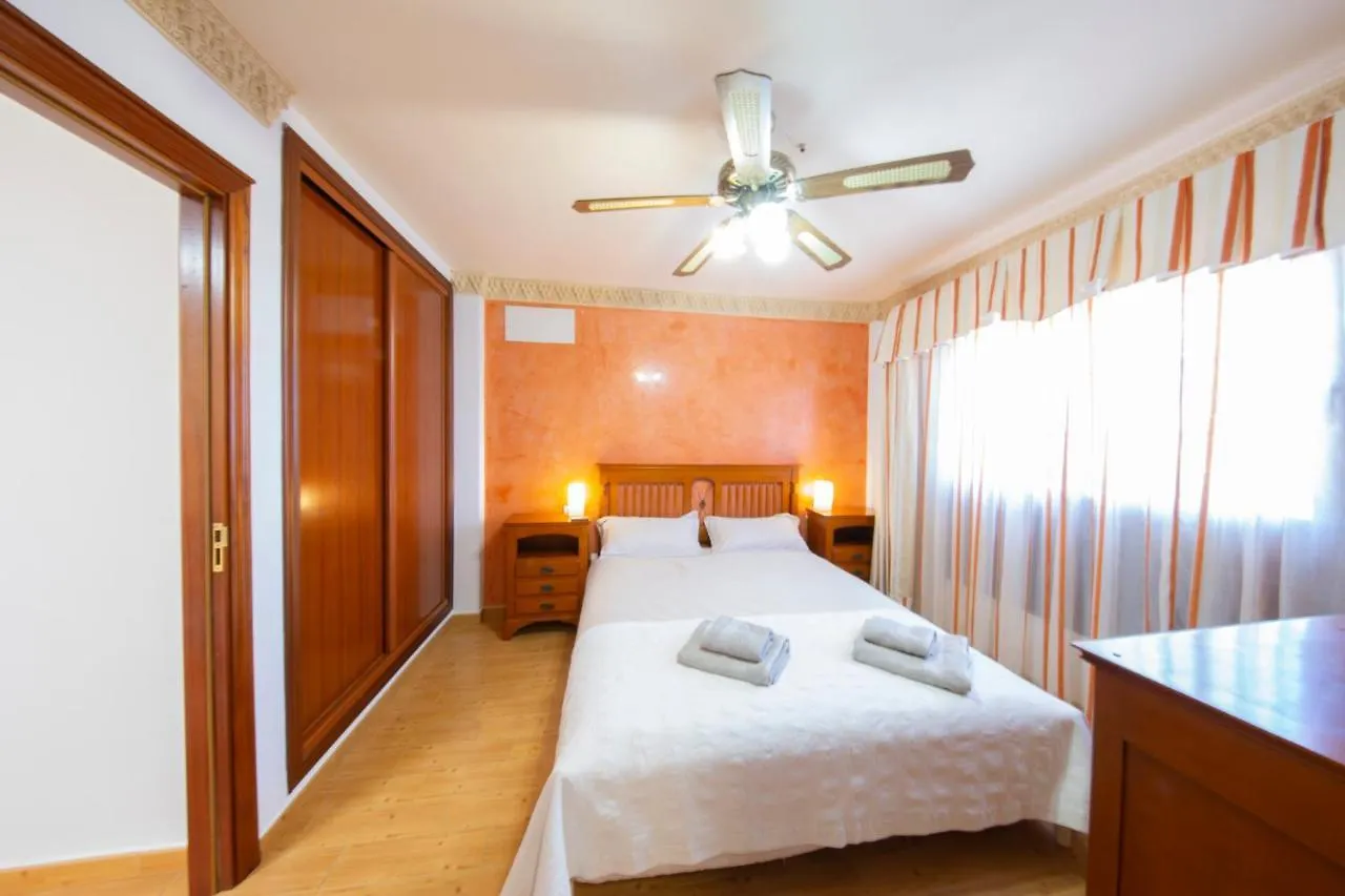 Holiday home The Sunflower House - By Medano4You El Medano