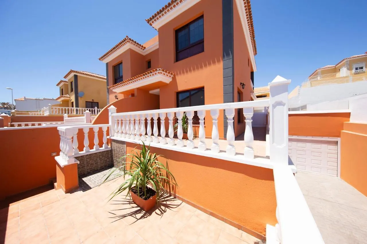 The Sunflower House - By Medano4You El Medano  Spain