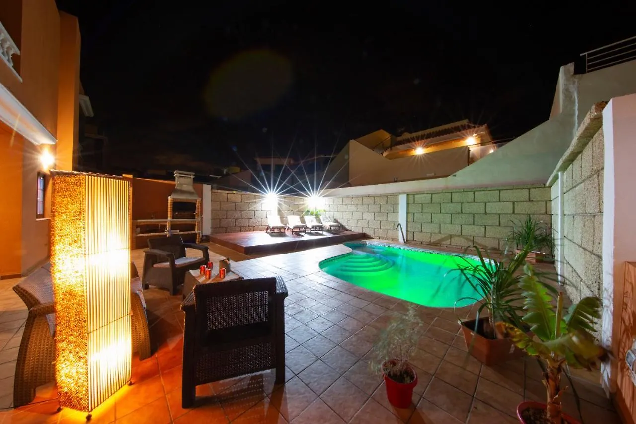 The Sunflower House - By Medano4You El Medano  El Medano (Tenerife)