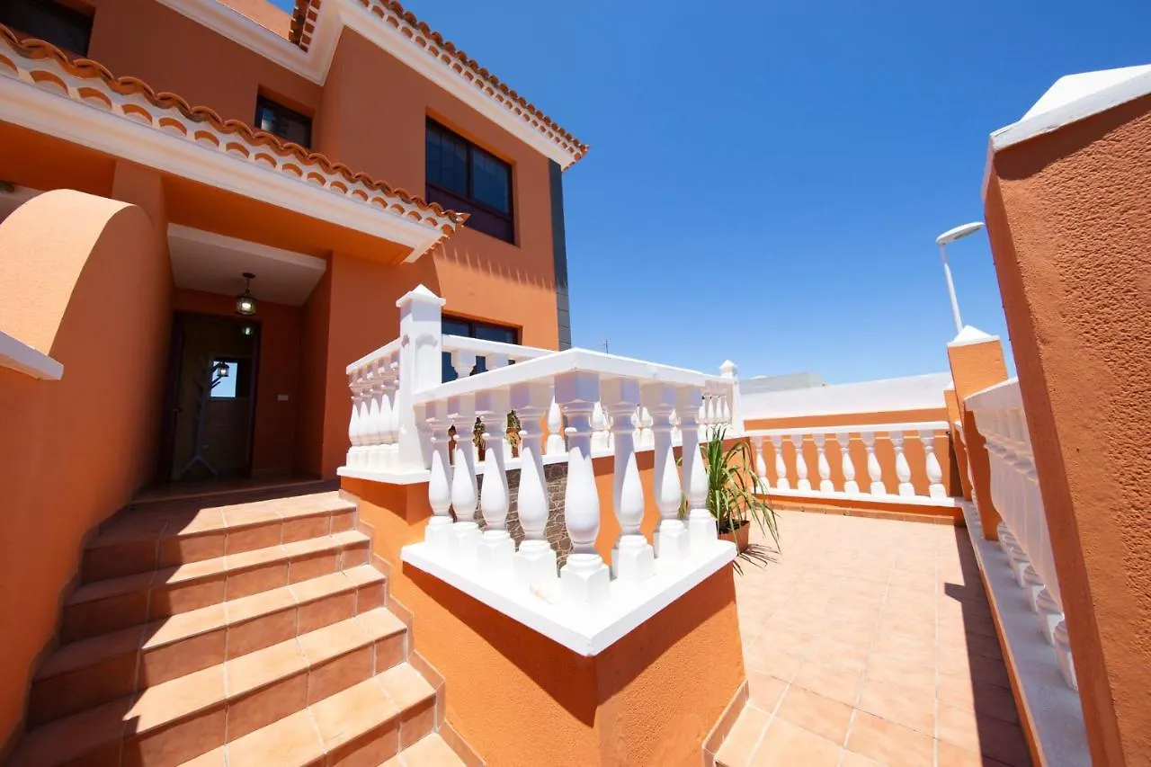The Sunflower House - By Medano4You El Medano  Spain